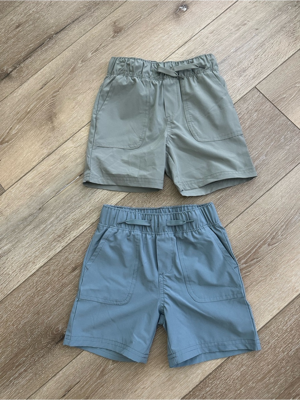 Bundle of 2 Ben Sherman boys shorts